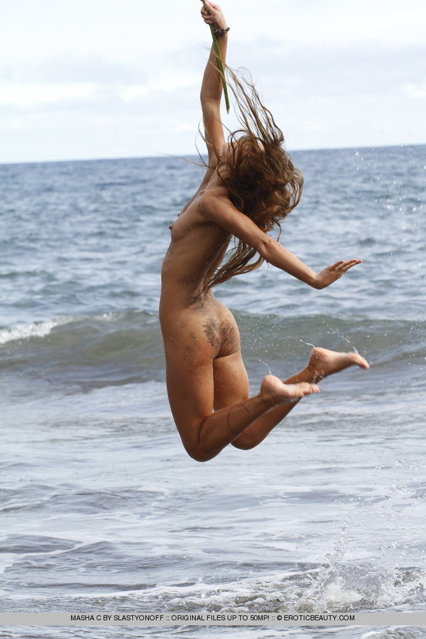 Masha C In Ocean Palm-00