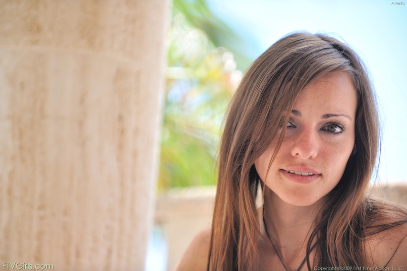 Posing in Paradise-04