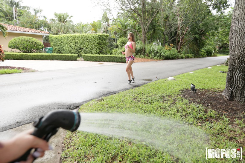 Blindfolded Jogger Threesome-00