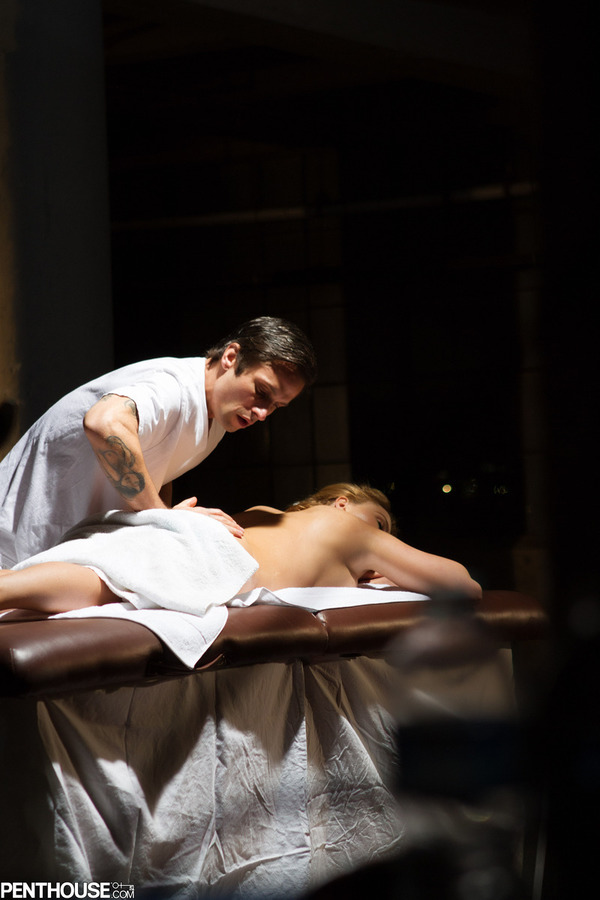 Massage In The Dark-02