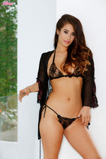 Eva Lovia Hot Assed Brunette Babe Gets Naked-01