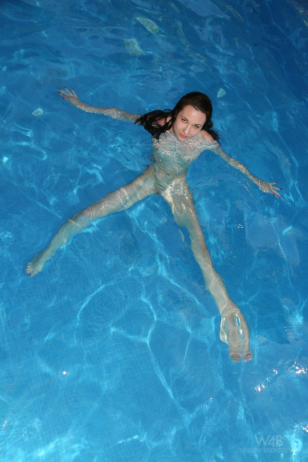 Lila Summer Pool Fun-20